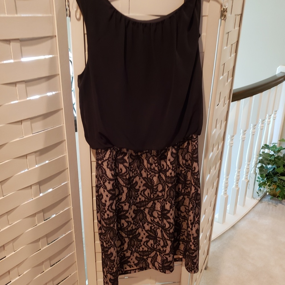 Black blouson top with lace bottom Sz 12
